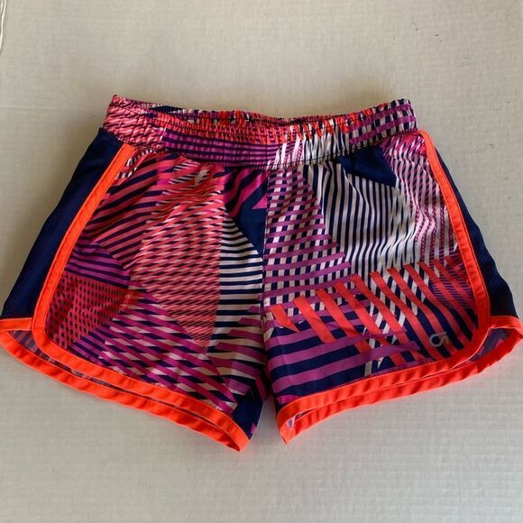 Gap Fit Multicolor Geometric Print Pull-On‎  Shorts M - Picture 1 of 4